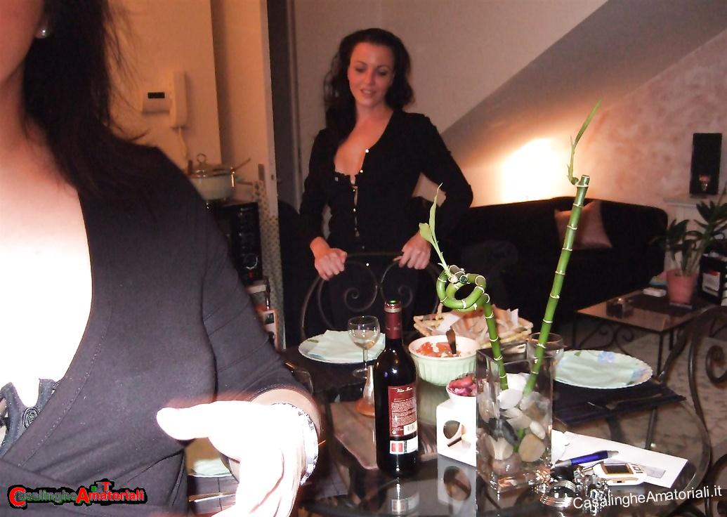 foto porno casalinga amatoriale mora sesso culo autoreggenti